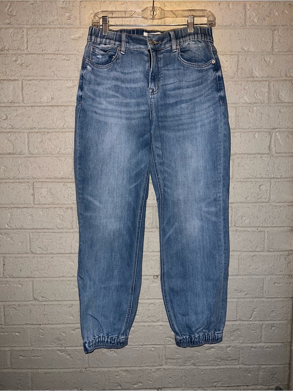 Mica Joggers size medium